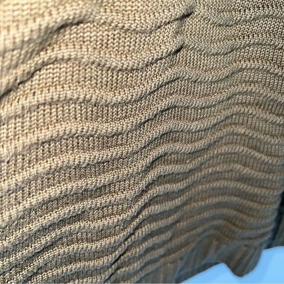 Calvin Klein Mock Wrap Wavey Knit Dark Tan Dress w/Leather Buckel Accent-Size S - Picture 3 of 9